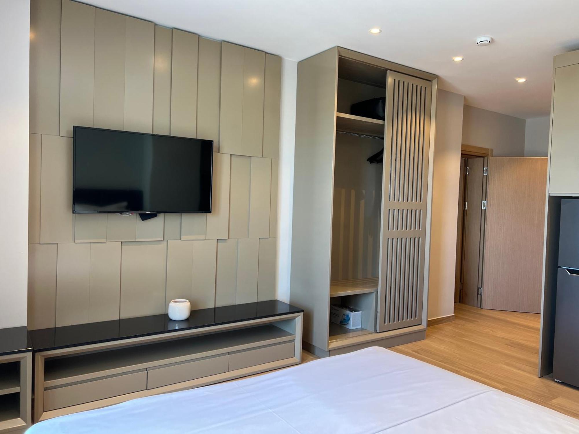 Coastline Luxury Apart Hotel Golem  Zewnętrze zdjęcie