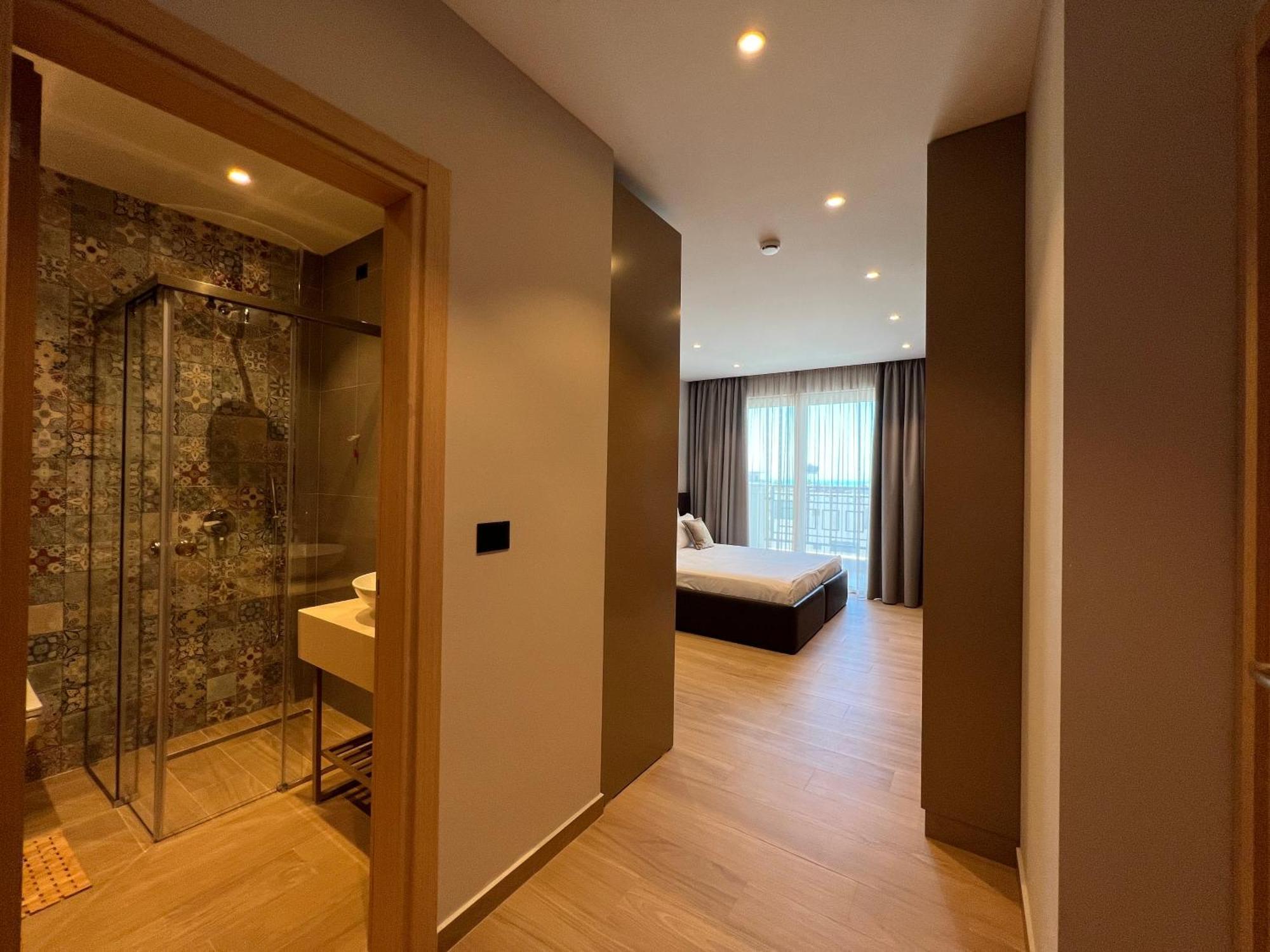 Coastline Luxury Apart Hotel Golem  Zewnętrze zdjęcie