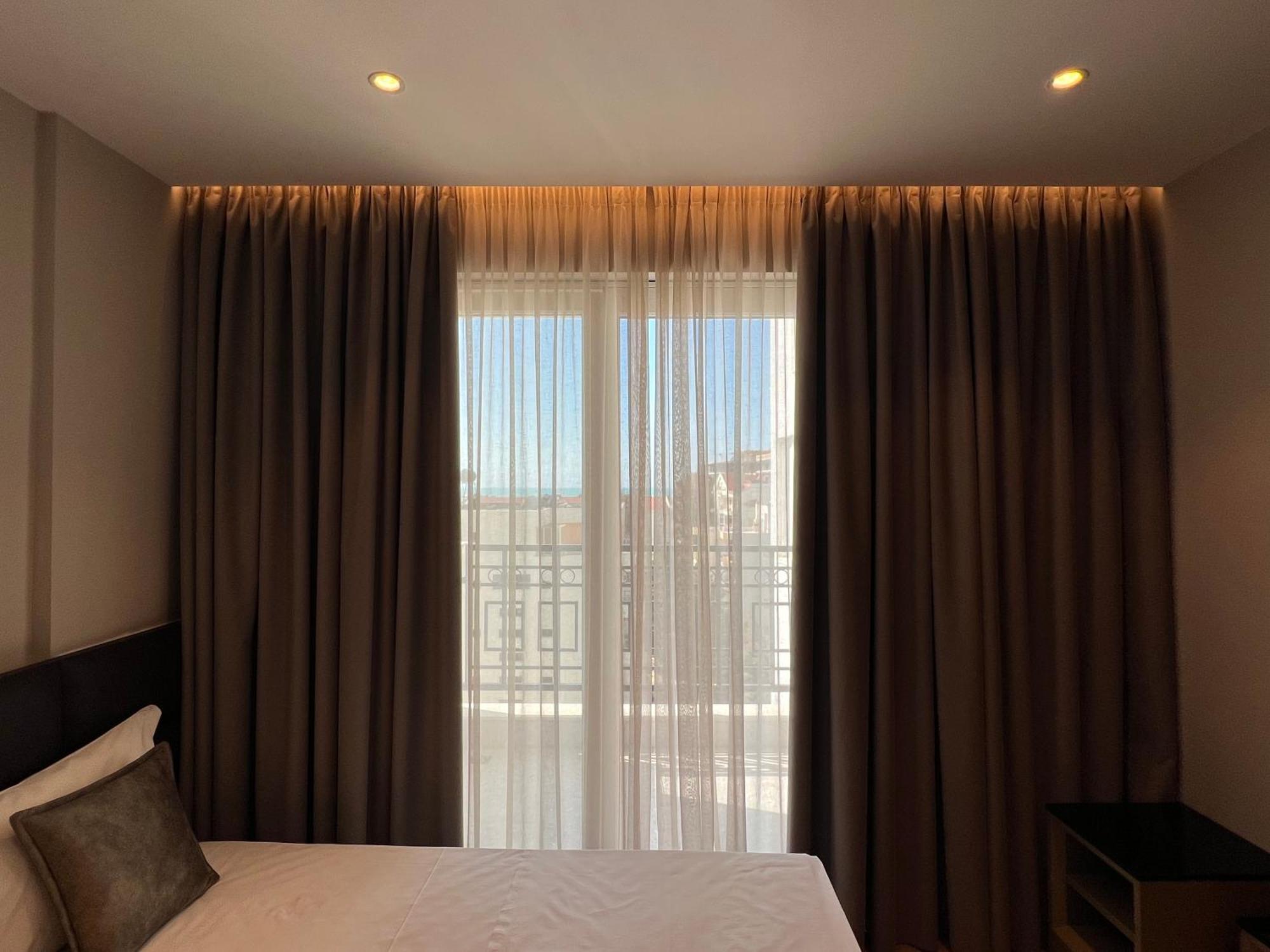 Coastline Luxury Apart Hotel Golem  Zewnętrze zdjęcie
